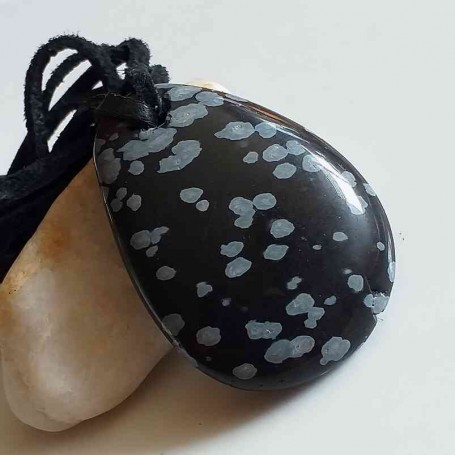 Pandantiv Obsidian fulg