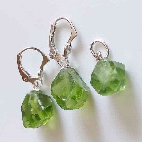 Set Peridot cercei si pandantiv