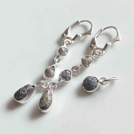 Set Diamant brut cercei si pandantiv